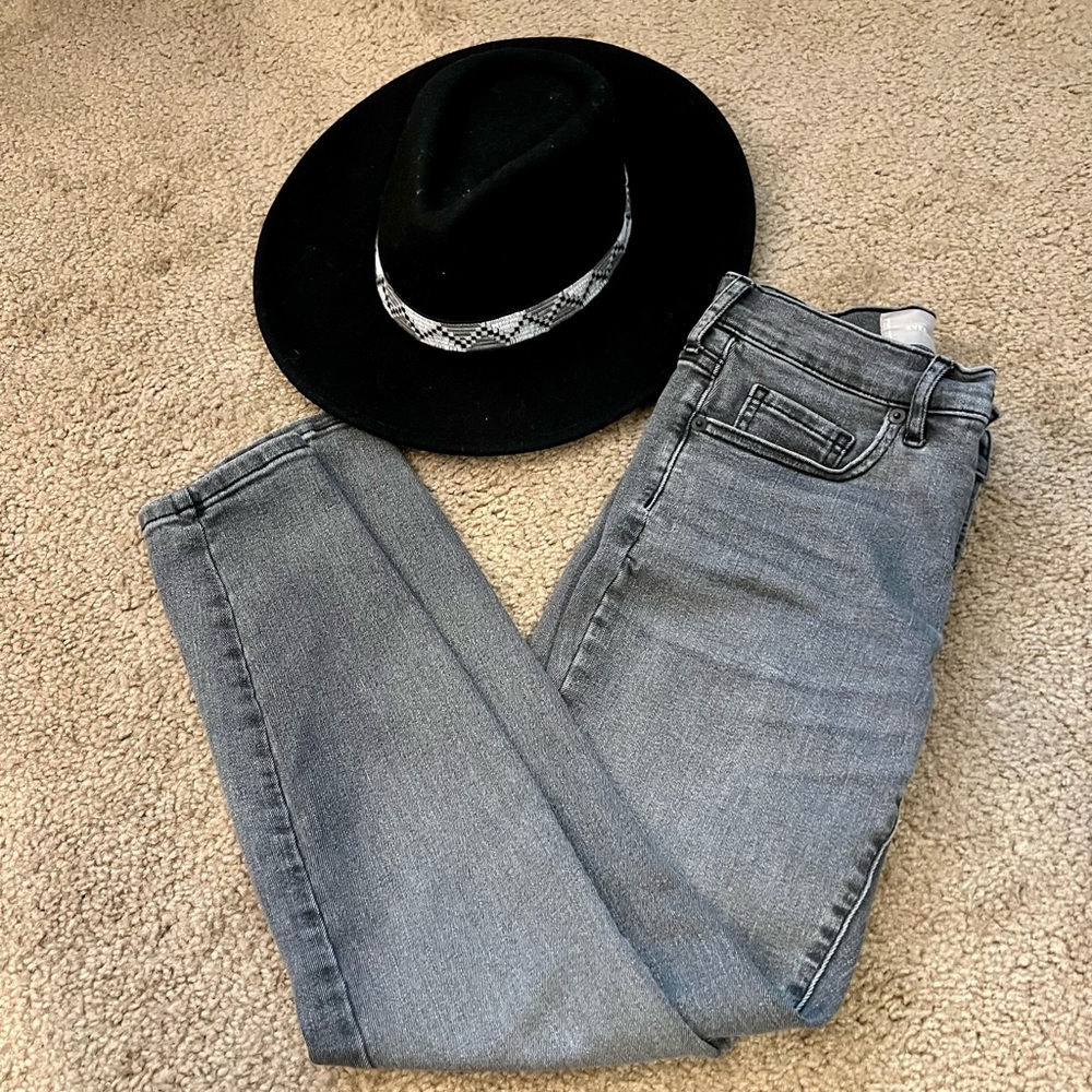 Everlane Grey Ankle Jeans